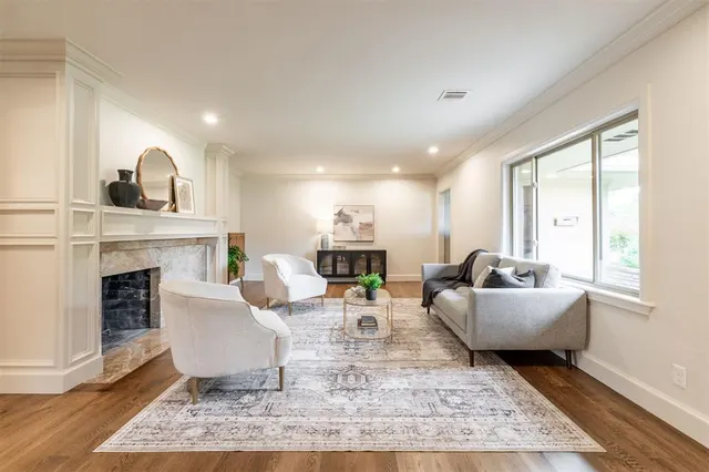Photo 6 — 1807 Dorchester Drive, Nichols Hills, OK 73120