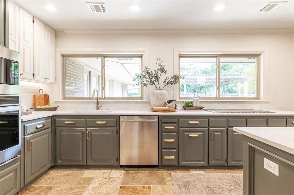 Photo 13 — 1807 Dorchester Drive, Nichols Hills, OK 73120