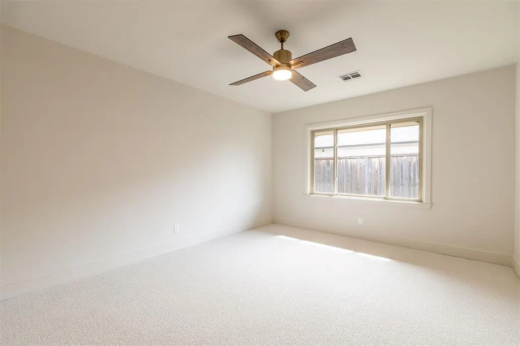 Photo 18 — 1807 Dorchester Drive, Nichols Hills, OK 73120