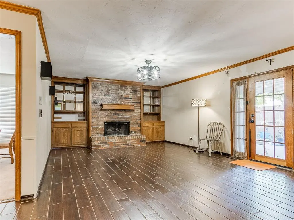 Photo 12 — 11021 Davis Street, Oklahoma City, OK 73162