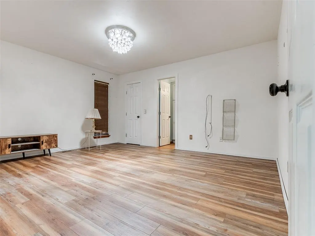 Photo 28 — 11021 Davis Street, Oklahoma City, OK 73162