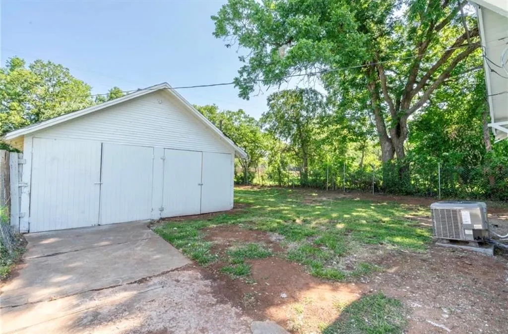 Photo 20 — 329 SE 25th Street, Oklahoma City, OK 73129