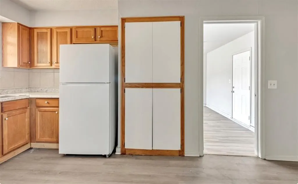 Photo 9 — 713 NE 37th Street, Oklahoma City, OK 73105