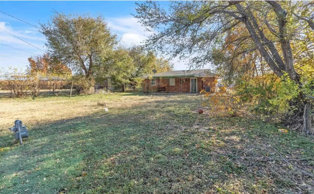 Photo 23 — 713 NE 37th Street, Oklahoma City, OK 73105