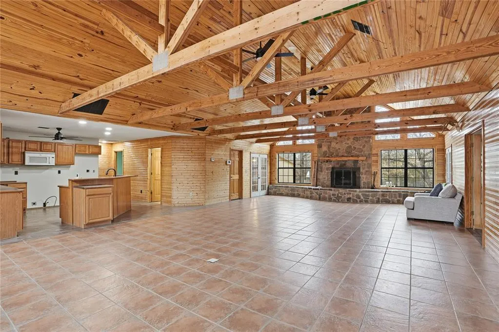 Photo 6 — 72 Hidden Oaks Drive, Indiahoma, OK 73552