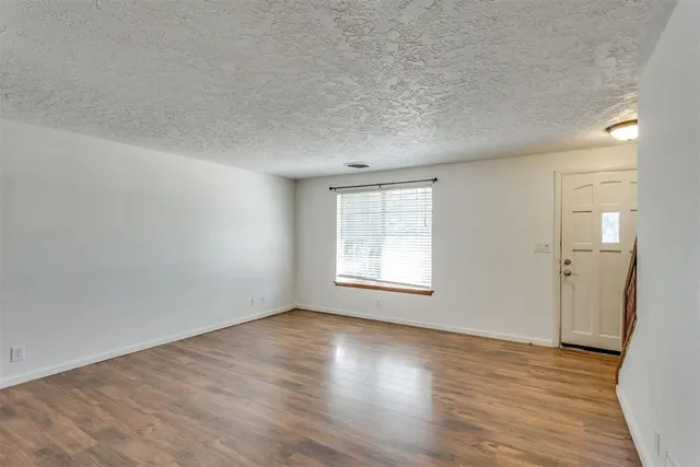 Photo 8 — 1533 Canterbury Street, Norman, OK 73069