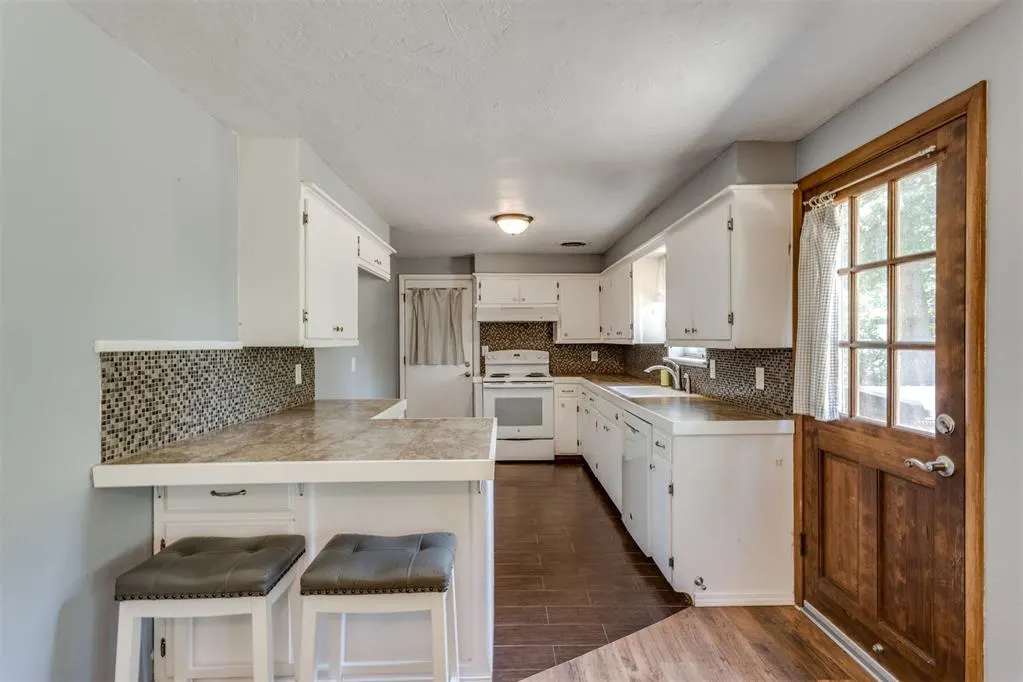 Photo 12 — 1533 Canterbury Street, Norman, OK 73069