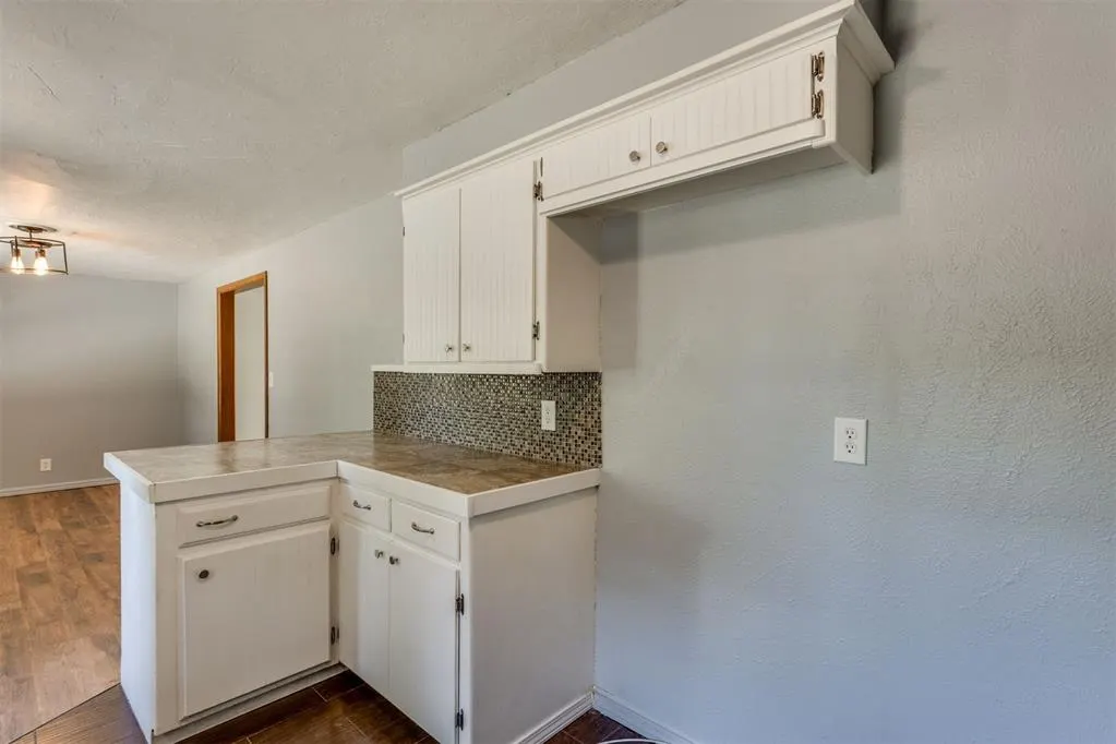 Photo 15 — 1533 Canterbury Street, Norman, OK 73069