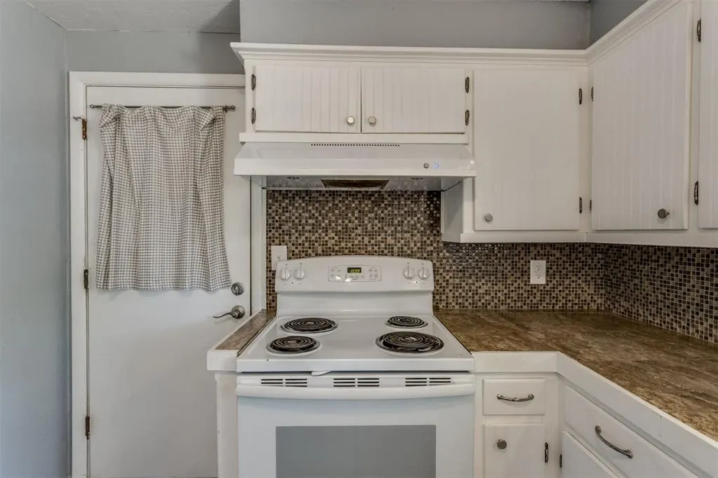 Photo 16 — 1533 Canterbury Street, Norman, OK 73069
