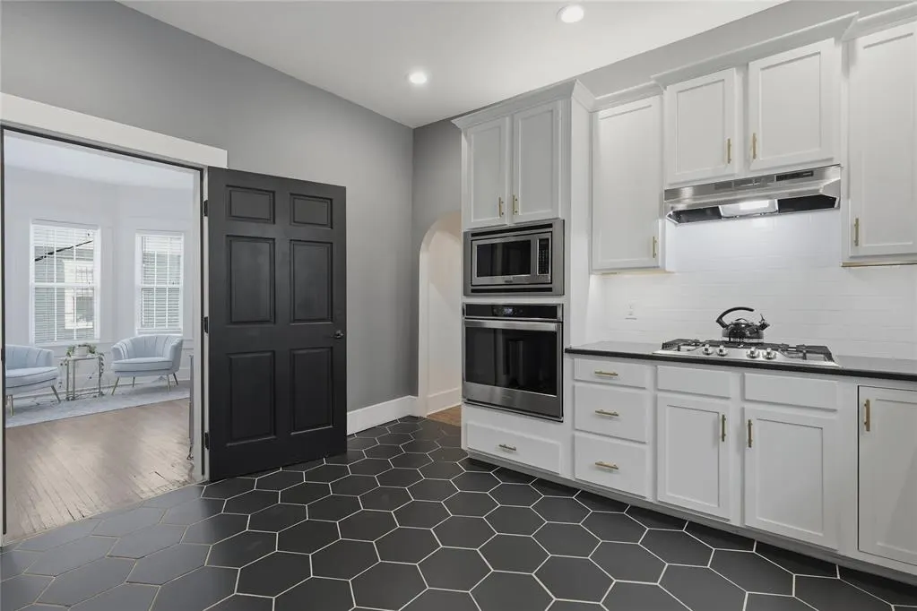 Photo 12 — 1400 NW 16th Street, Oklahoma City, OK 73106