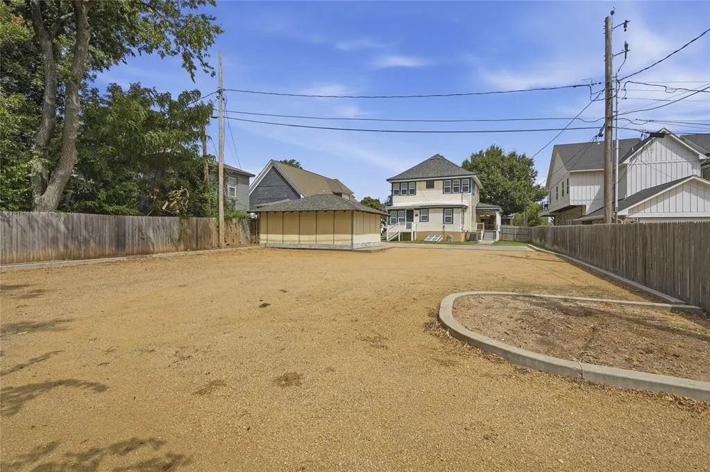 Photo 31 — 1400 NW 16th Street, Oklahoma City, OK 73106