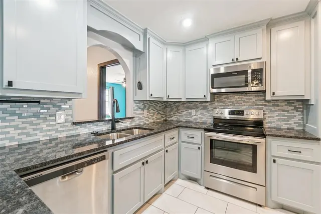 Photo 4 — 3812 NE 140th Terrace, Edmond, OK 73013