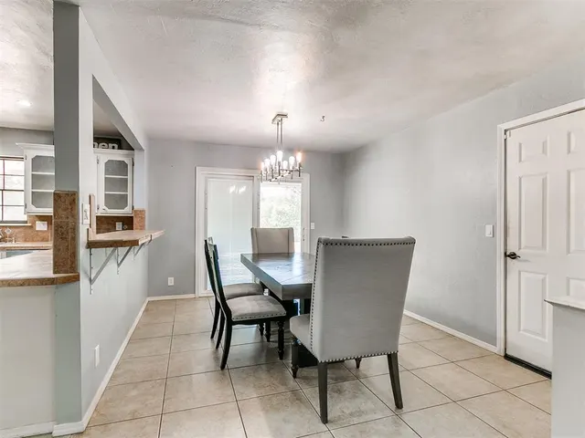 Photo 8 — 2318 NW 43rd Street, Oklahoma City, OK 73112