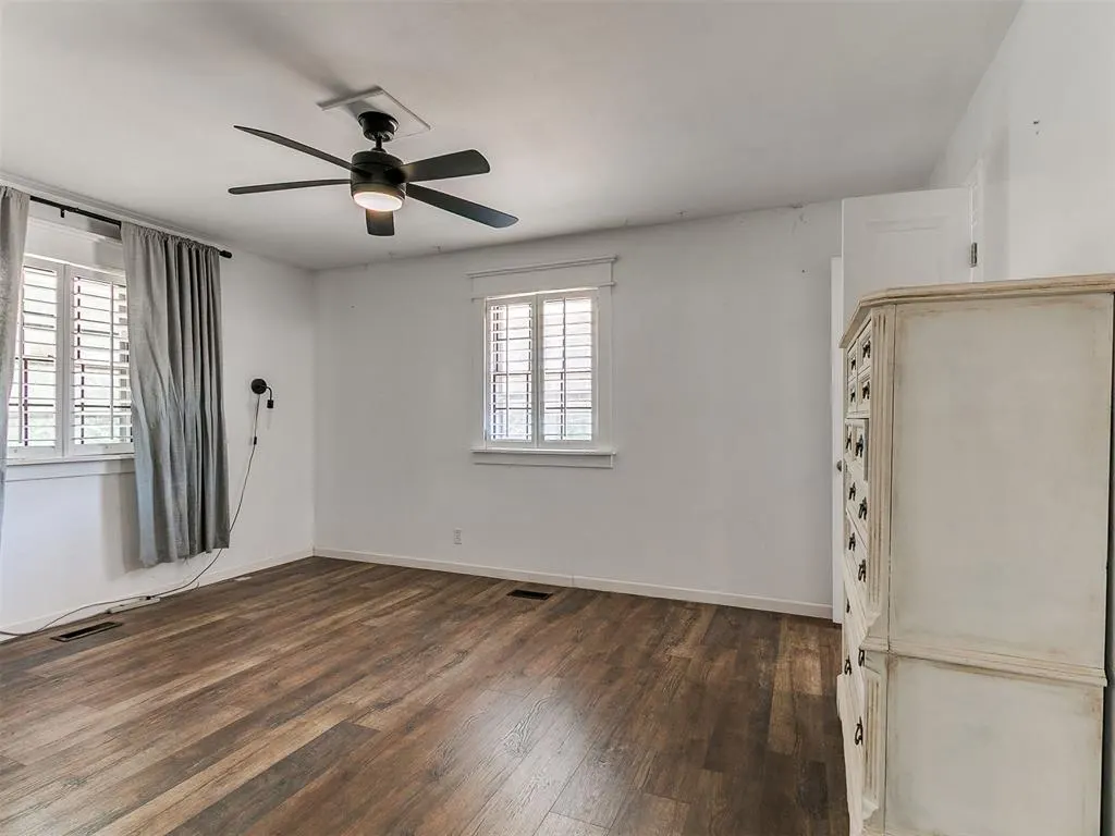Photo 14 — 2318 NW 43rd Street, Oklahoma City, OK 73112