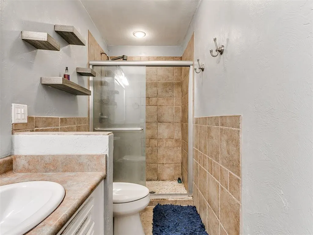 Photo 21 — 2318 NW 43rd Street, Oklahoma City, OK 73112