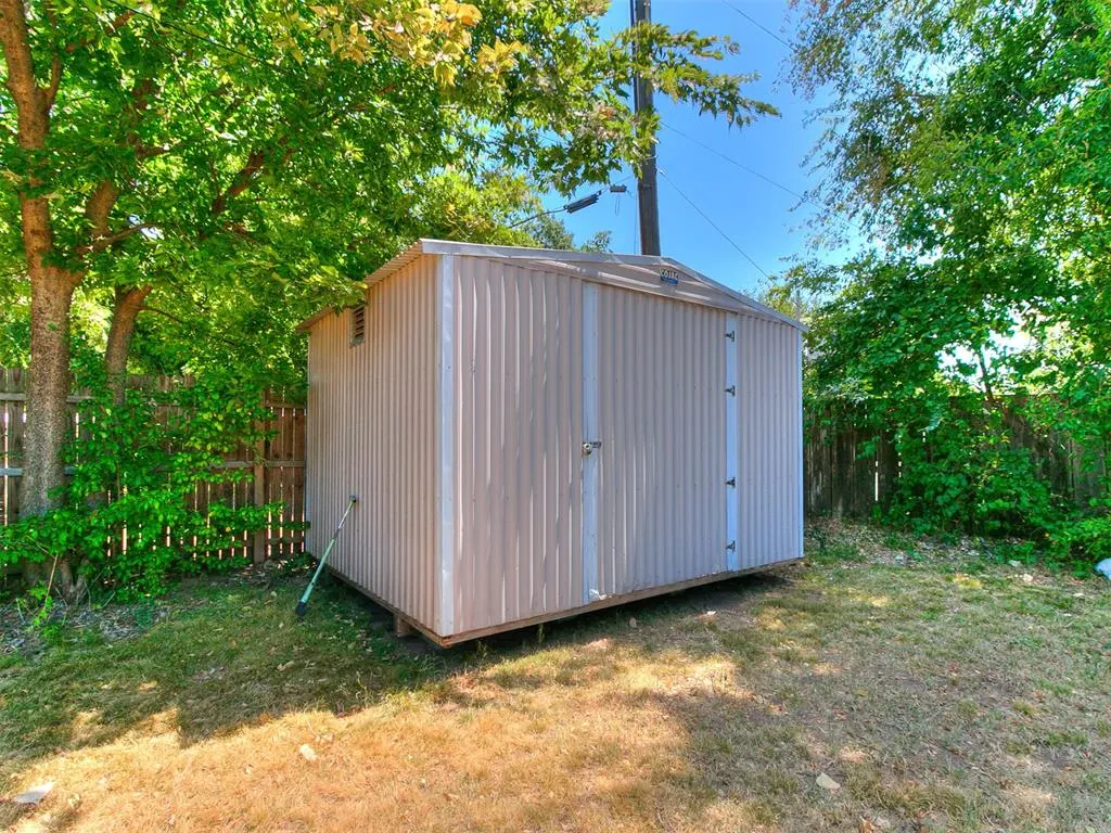 Photo 26 — 2318 NW 43rd Street, Oklahoma City, OK 73112