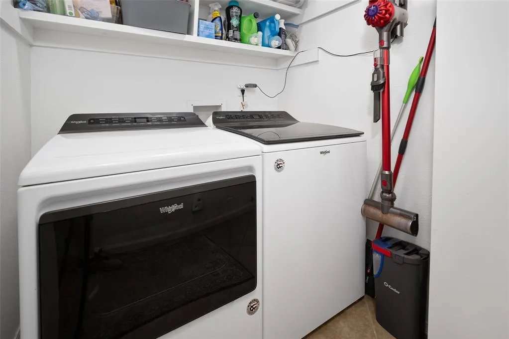 Photo 22 — 605 SW 7th Street, Moore, OK 73160