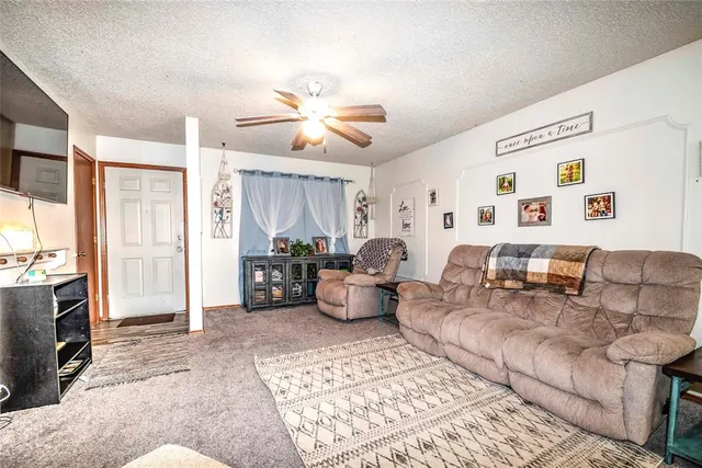 Photo 6 — 1023 E 17th Street, Chandler, OK 74834