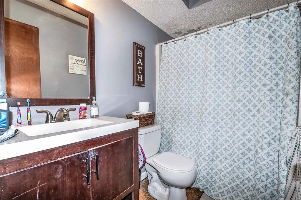 Photo 10 — 1023 E 17th Street, Chandler, OK 74834