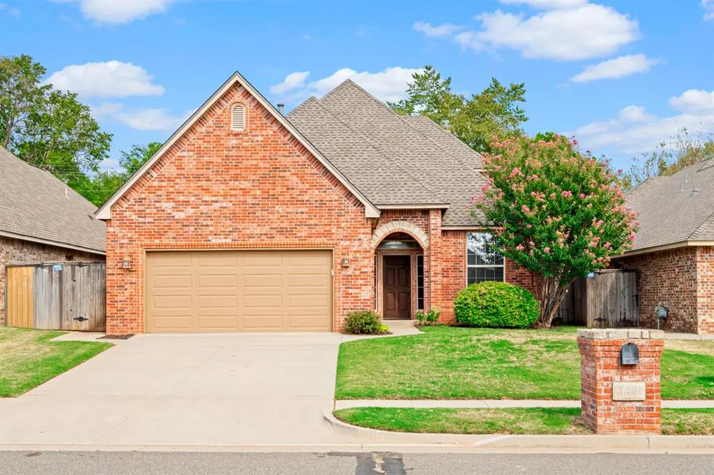 Photo 9 — 4401 Spyglass Drive, Norman, OK 73072