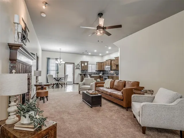 Photo 3 — 4017 Acoma Drive, Moore, OK 73160