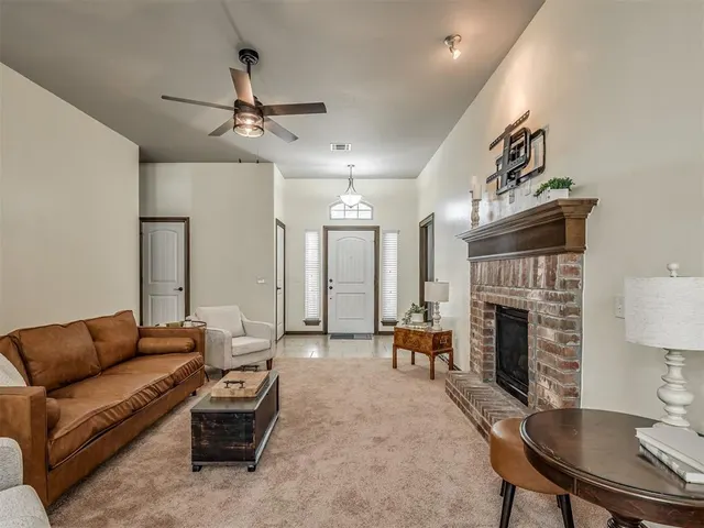 Photo 8 — 4017 Acoma Drive, Moore, OK 73160