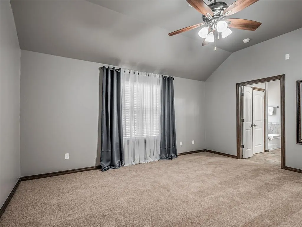 Photo 20 — 4017 Acoma Drive, Moore, OK 73160