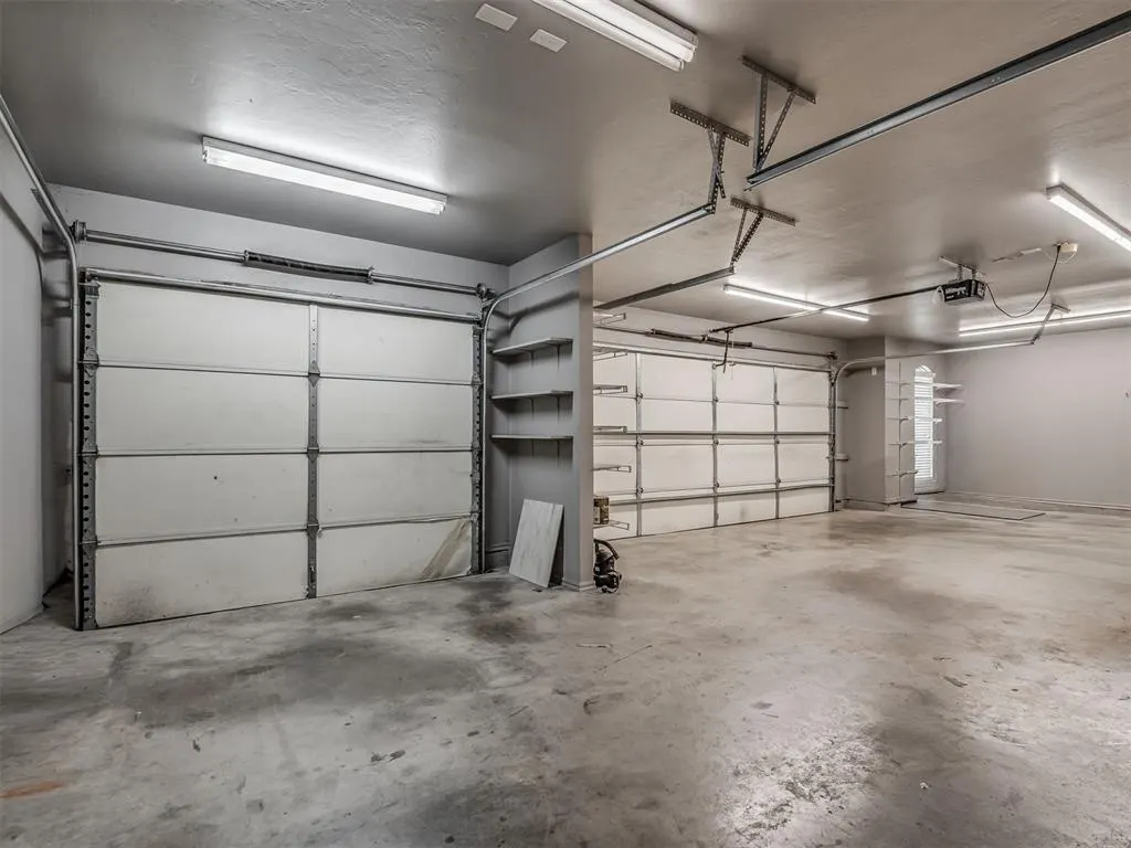 Photo 39 — 4017 Acoma Drive, Moore, OK 73160