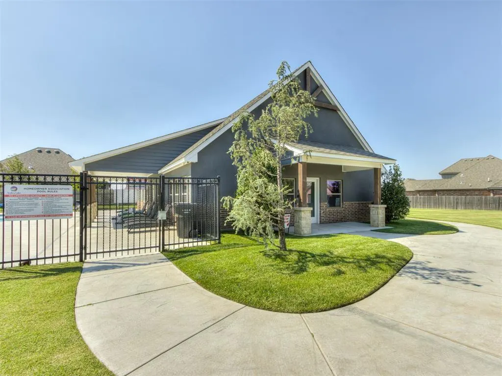 Photo 47 — 4017 Acoma Drive, Moore, OK 73160