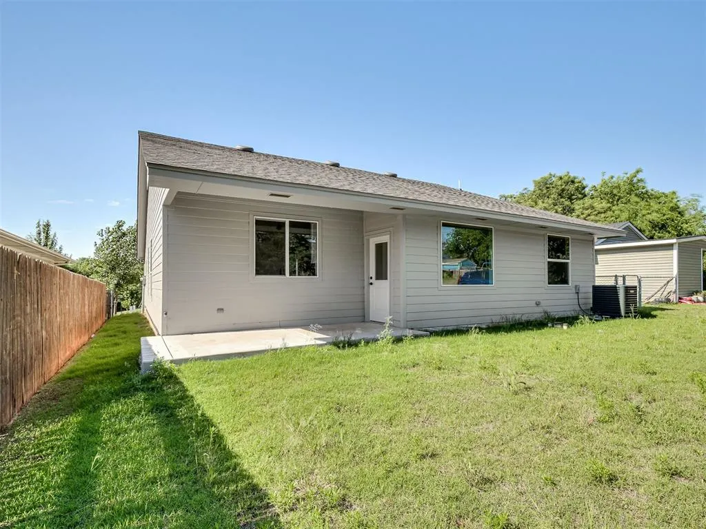 Photo 44 — 722 E Grant Avenue, Guthrie, OK 73044