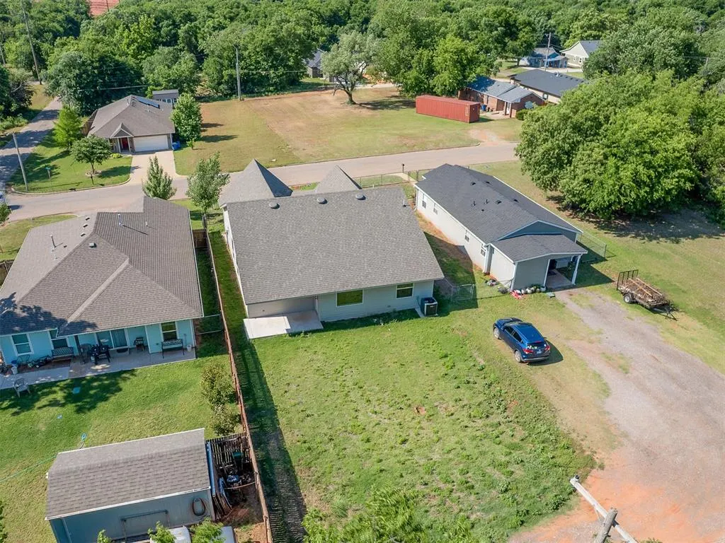 Photo 49 — 722 E Grant Avenue, Guthrie, OK 73044