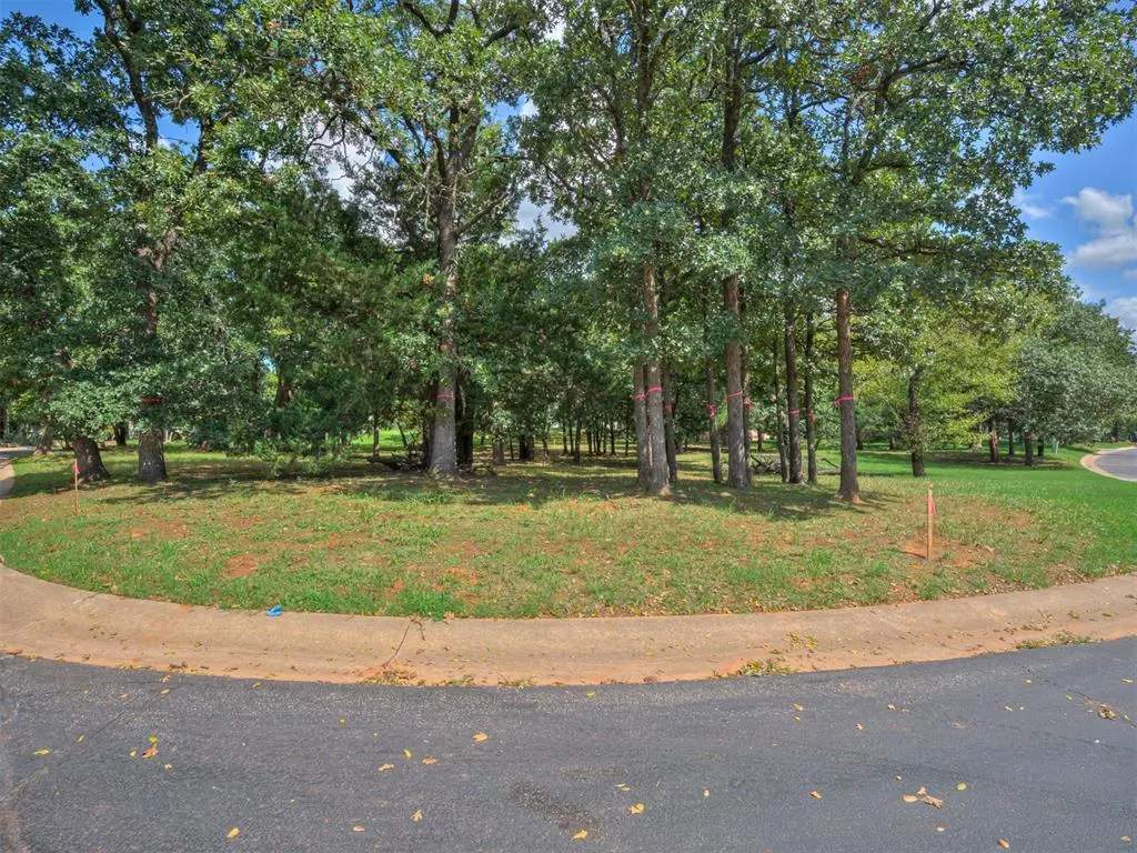 Photo 7 — 29 Saratoga Way, Edmond, OK 73003