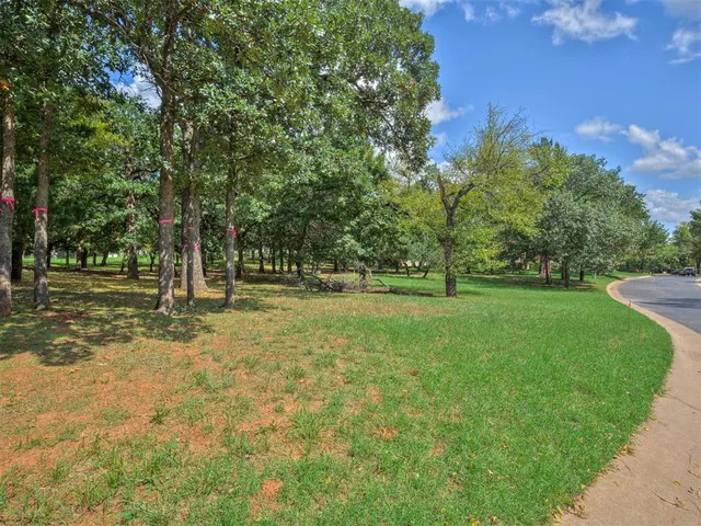 Photo 8 — 29 Saratoga Way, Edmond, OK 73003