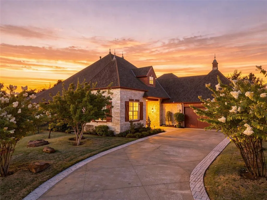 Front exterior — 3124 Garden Hill Circle, Edmond, OK 73034