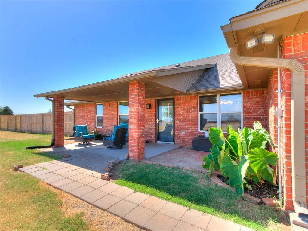 Photo 45 — 1868 County Road 1198, Tuttle, OK 73089