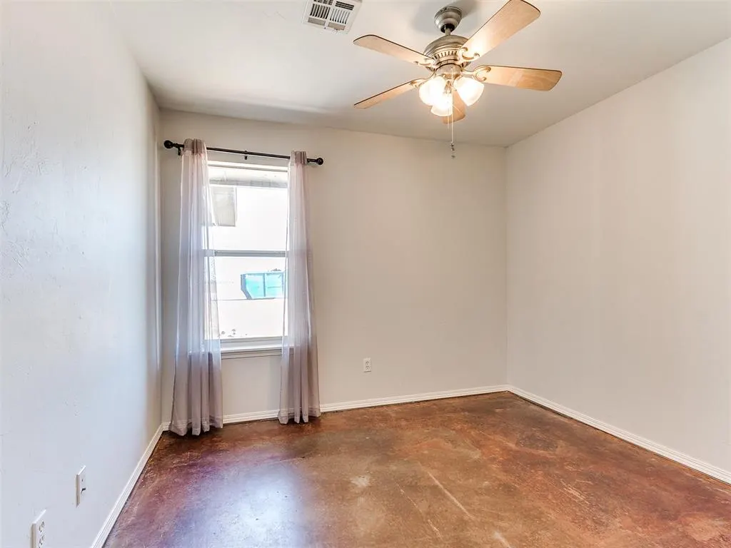Photo 23 — 1868 County Road 1198, Tuttle, OK 73089