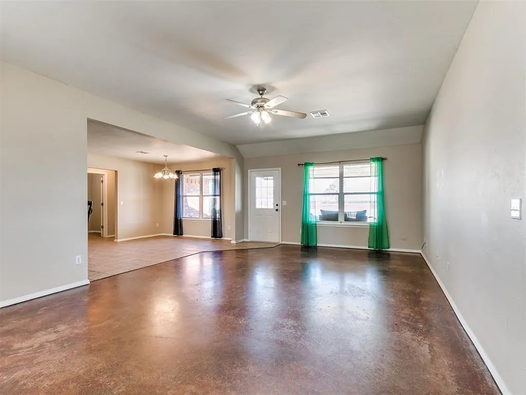 Photo 8 — 1868 County Road 1198, Tuttle, OK 73089