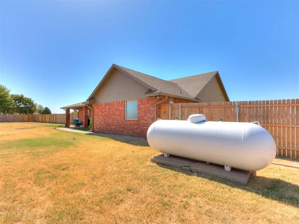 Photo 37 — 1868 County Road 1198, Tuttle, OK 73089