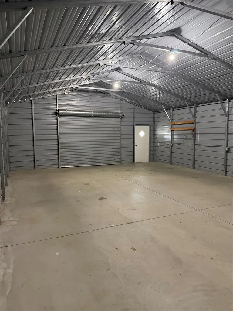 Photo 12 — 306 E Gentry Avenue, Checotah, OK 74426