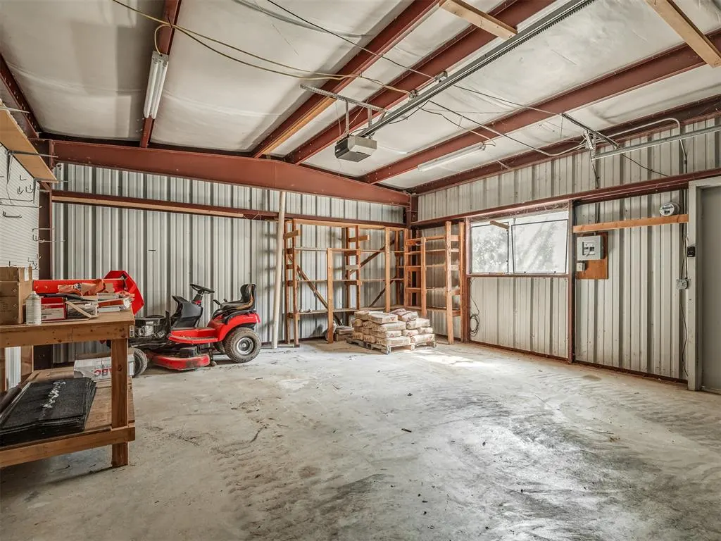 Photo 11 — 225 Holiday Hills Road 1, Eufaula, OK 74432