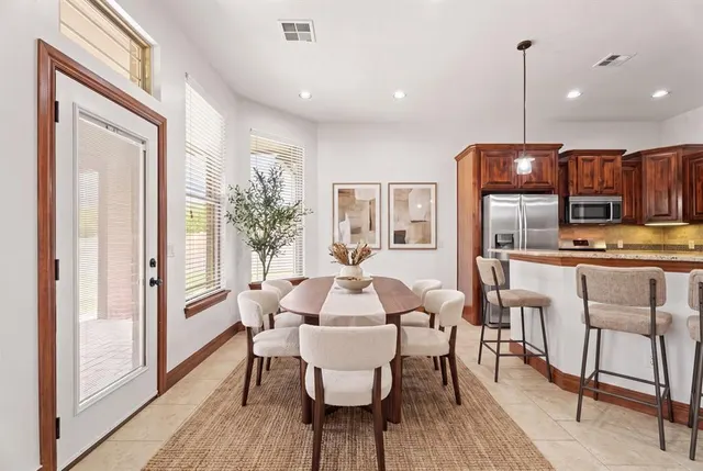 Photo 3 — 5809 Creekmore Drive, Oklahoma City, OK 73179