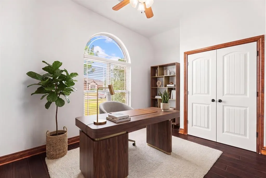 Photo 5 — 5809 Creekmore Drive, Oklahoma City, OK 73179