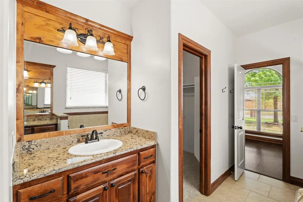 Photo 32 — 5809 Creekmore Drive, Oklahoma City, OK 73179