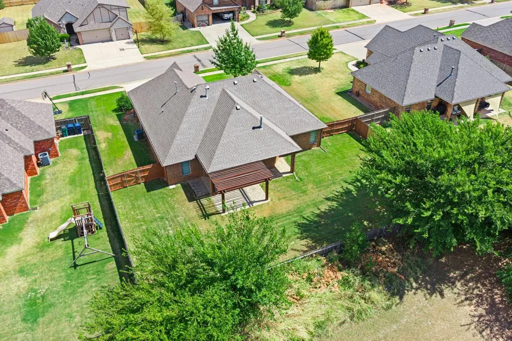 Photo 44 — 5809 Creekmore Drive, Oklahoma City, OK 73179