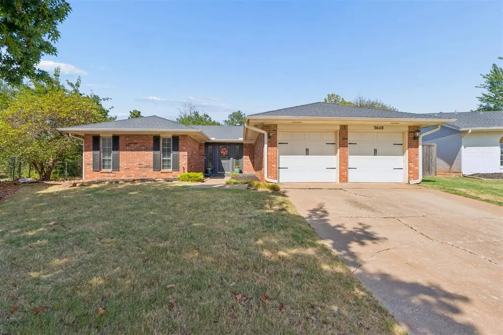 Front exterior — 3648 Meadow Lane, Edmond, OK 73013