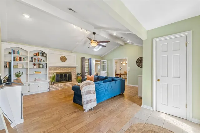 Photo 4 — 3648 Meadow Lane, Edmond, OK 73013
