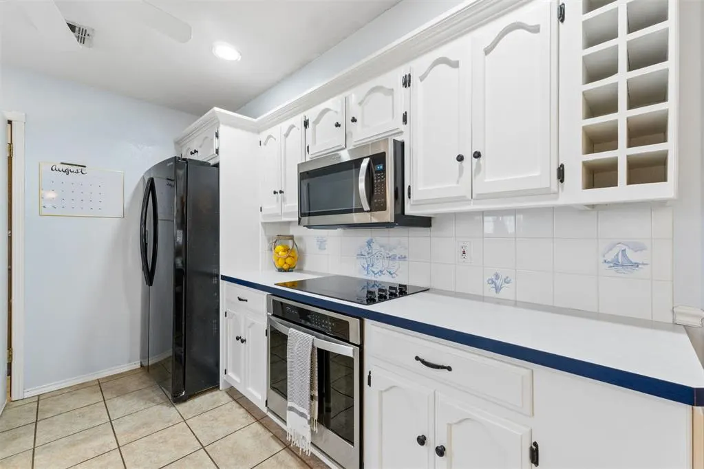 Photo 10 — 3648 Meadow Lane, Edmond, OK 73013