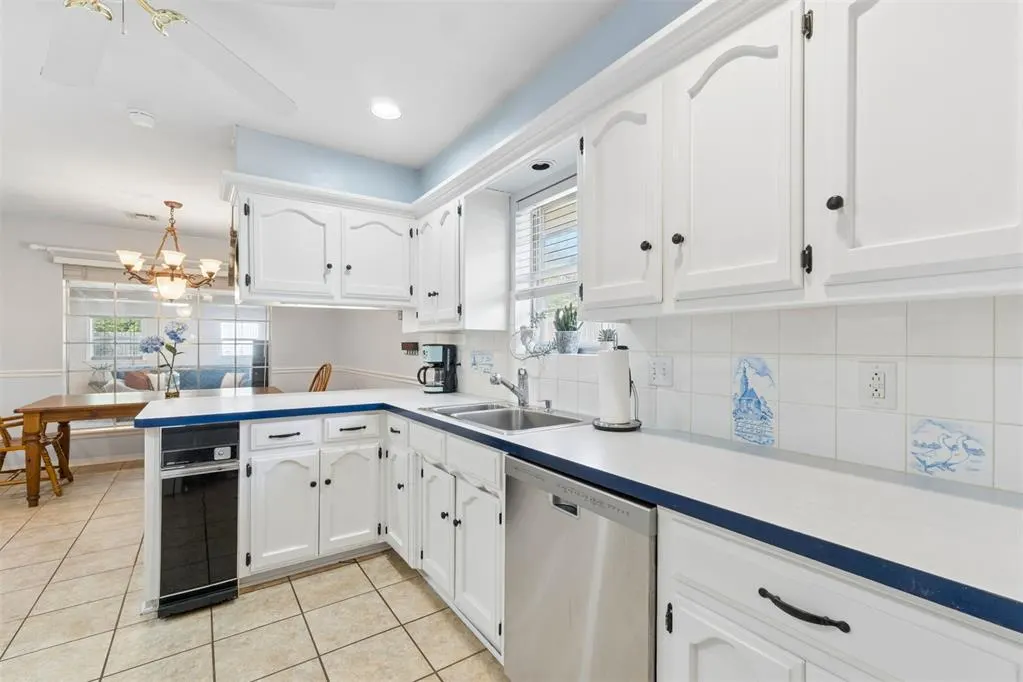 Photo 11 — 3648 Meadow Lane, Edmond, OK 73013