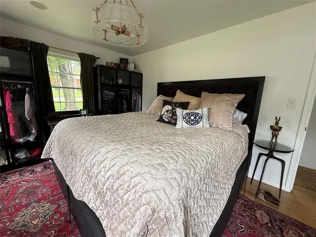 Photo 4 — 1201 Glenbrook Terrace, Nichols Hills, OK 73116