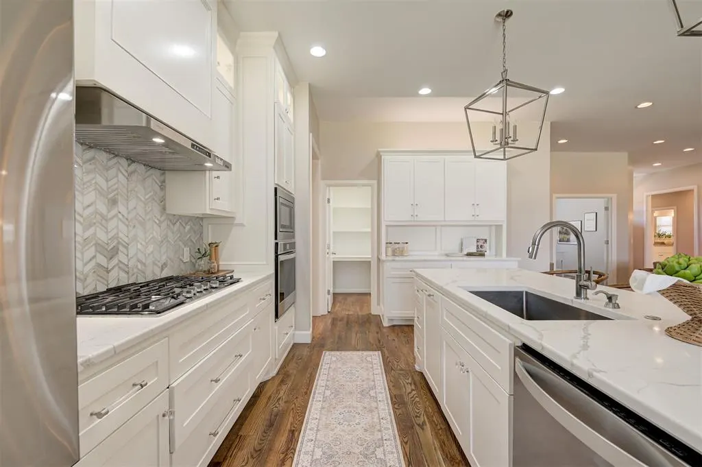Photo 9 — 4305 NW 153rd Street, Edmond, OK 73013